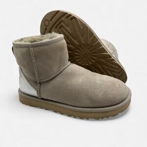 Ugg Classic Gray Mini Metallic Silver Women’s 6